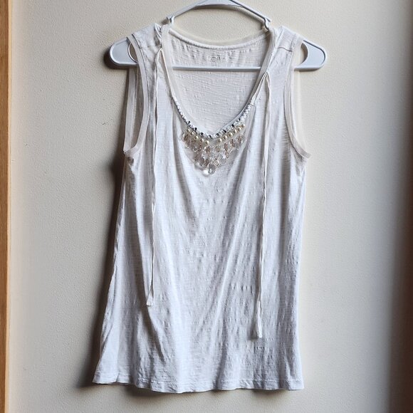 LOFT Ivory Beaded V-Neck Tank Top Size Small - Picture 9 of 15